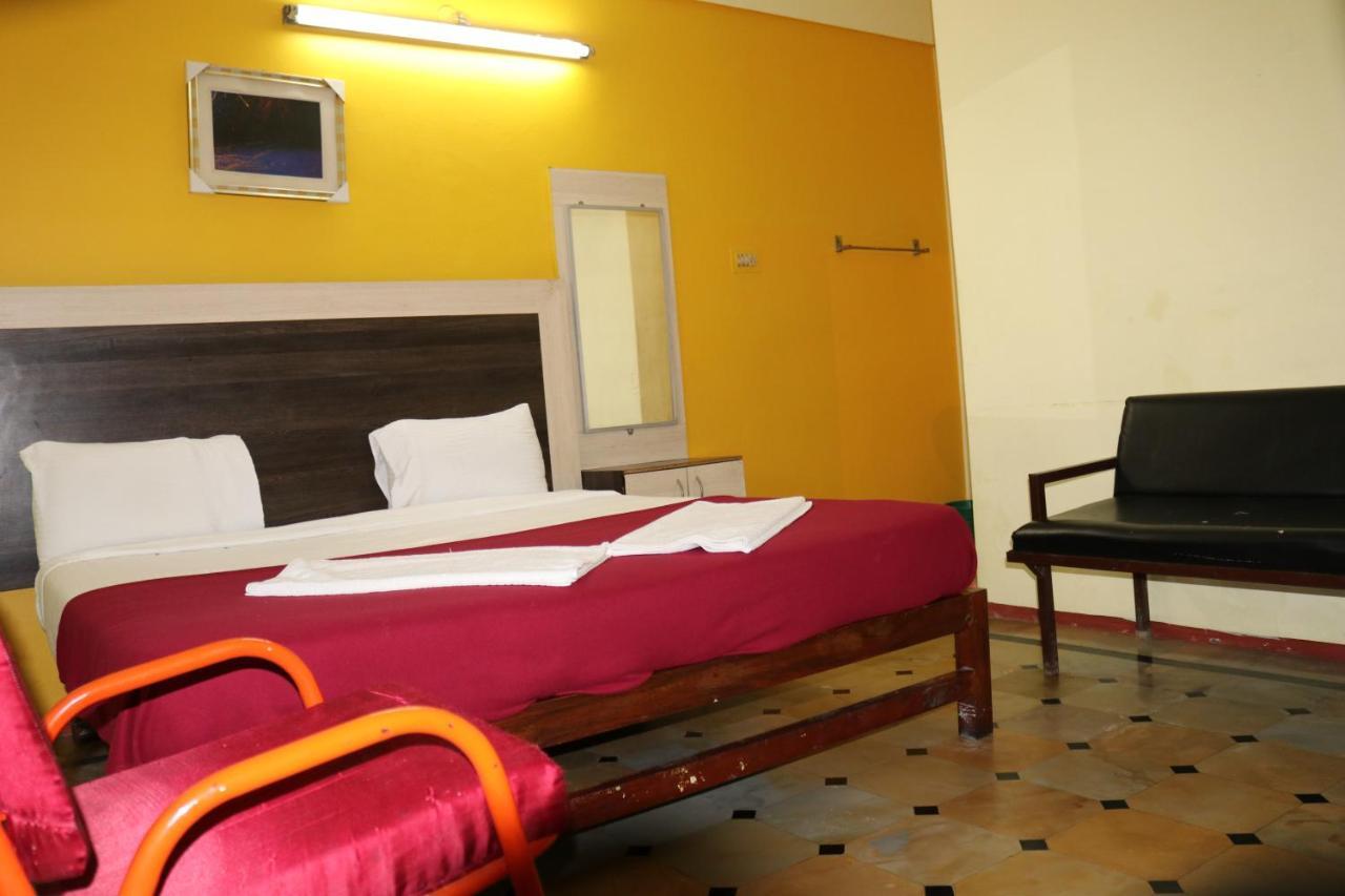 Hotel Siva Sakthi ติรุวันนามาลัย ภายนอก รูปภาพ