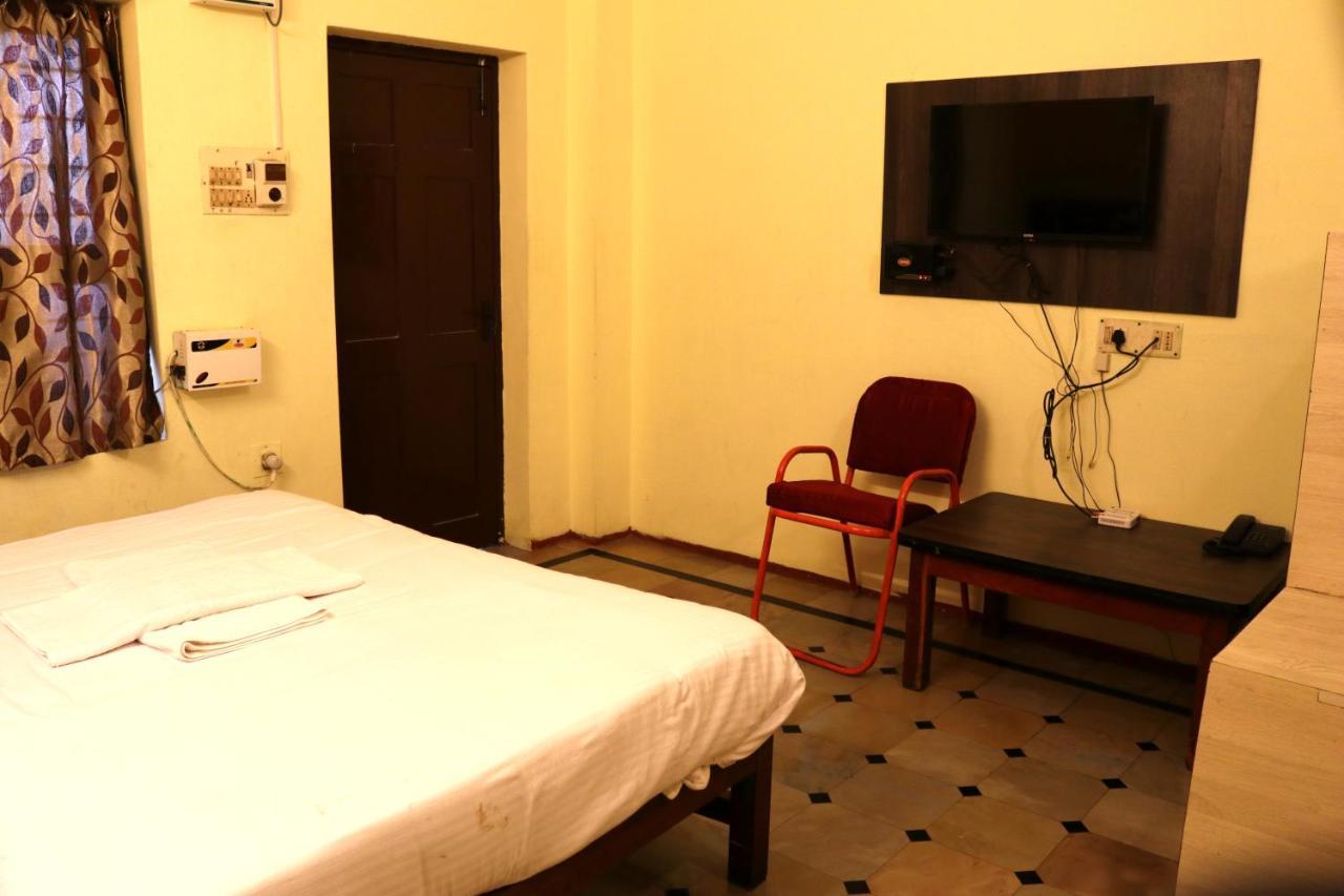Hotel Siva Sakthi ติรุวันนามาลัย ภายนอก รูปภาพ