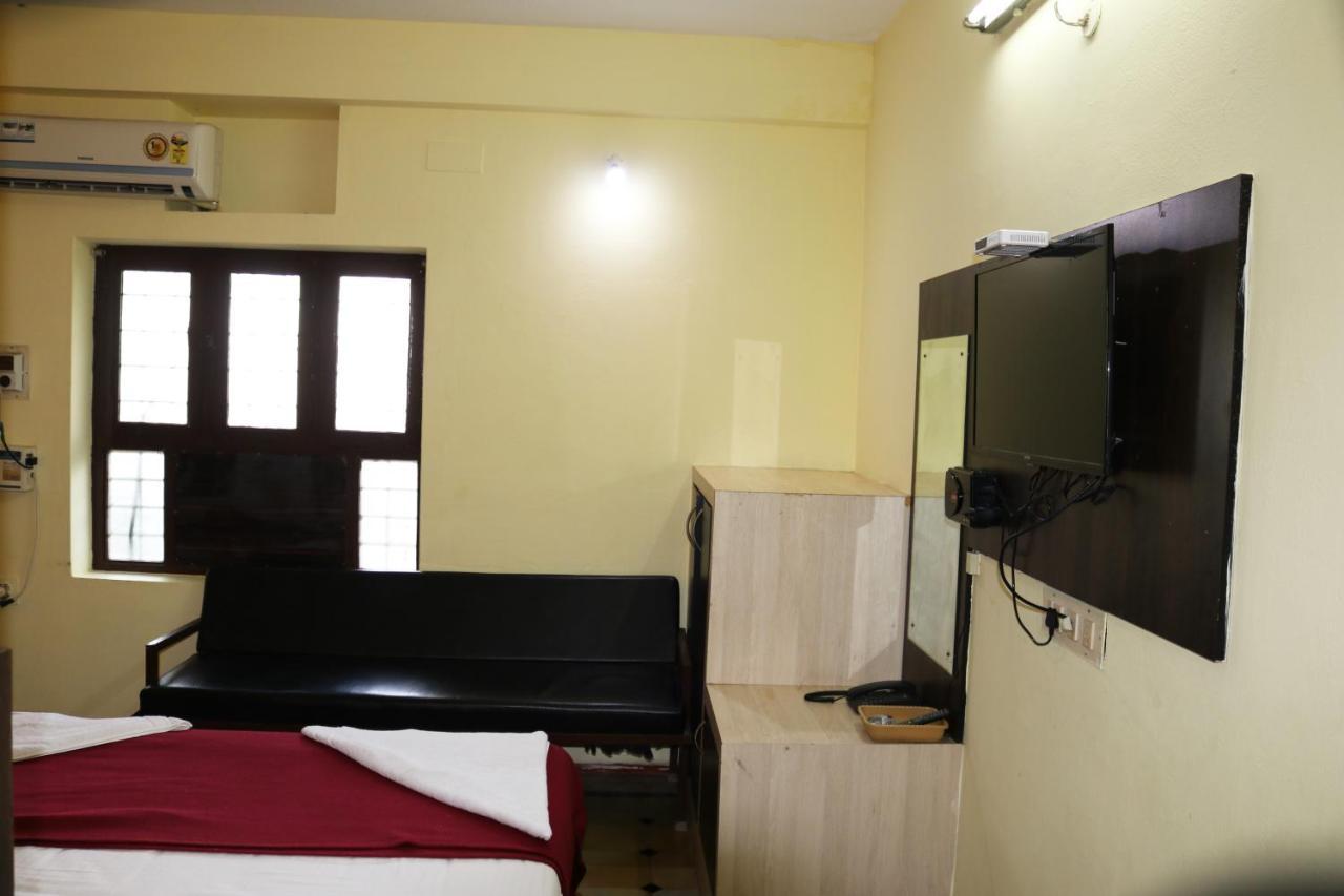 Hotel Siva Sakthi ติรุวันนามาลัย ภายนอก รูปภาพ