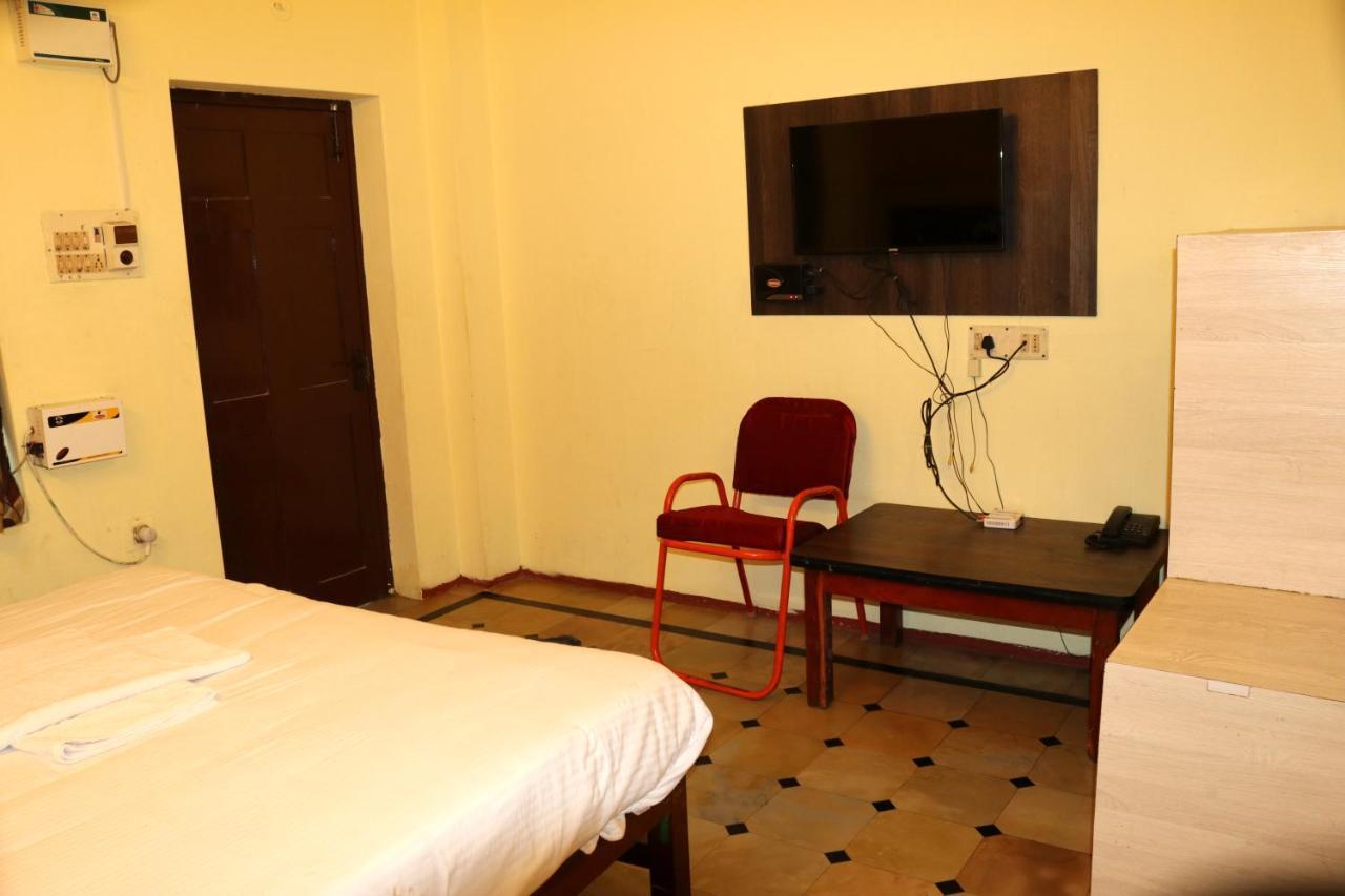Hotel Siva Sakthi ติรุวันนามาลัย ภายนอก รูปภาพ